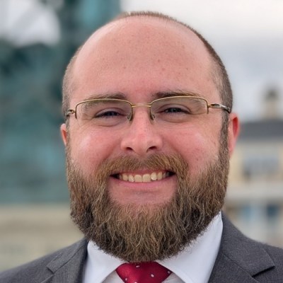 Official photo of Andrew Tarr