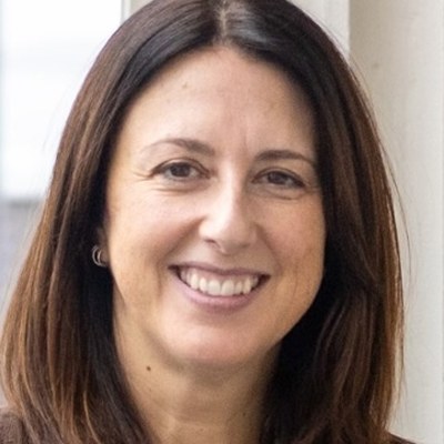 Official photo of Robyn K. Kennedy