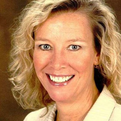 Official photo of Susan Williams Gifford