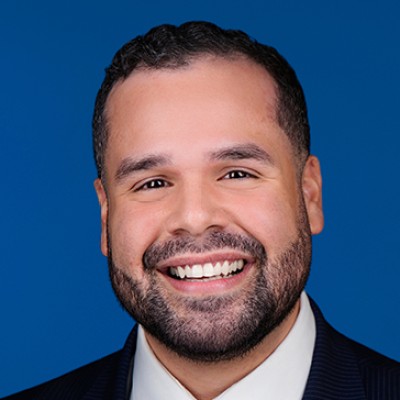Photo of Enrique Pepén