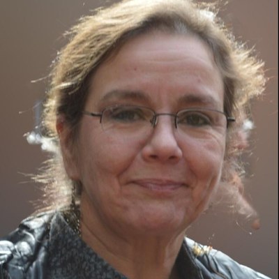 Photo of Sarah Hewins