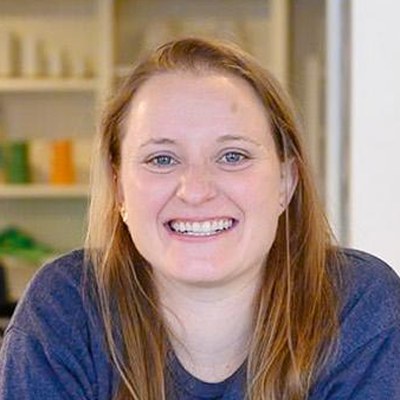 Photo of Julia Tarka