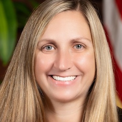 Photo of Stephanie Smith