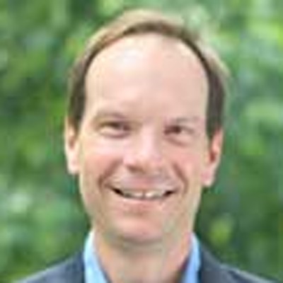 Photo of Lance Davis
