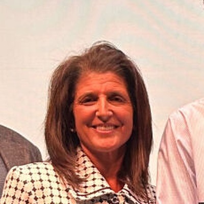Photo of Michelle Rouse